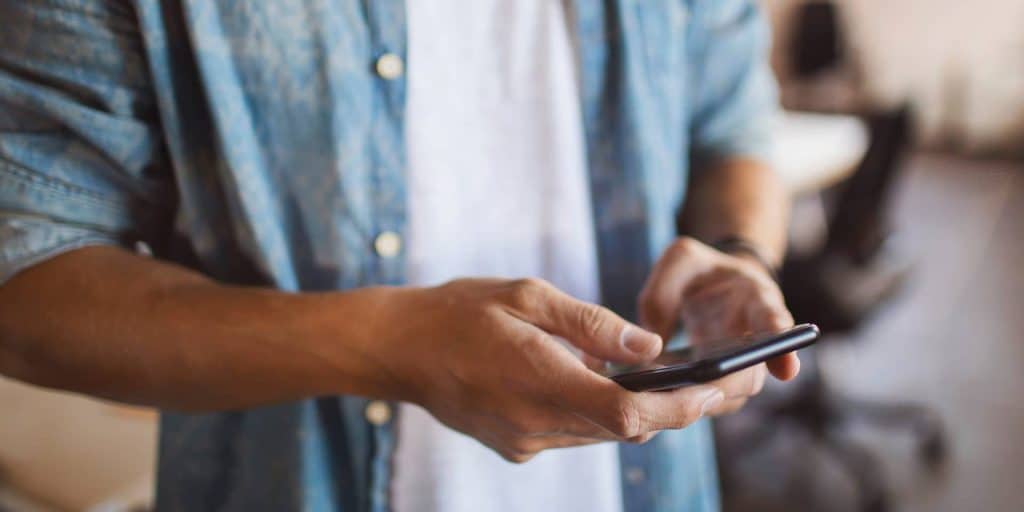 mensagens-automaticas-no-whatsapp-X-bot-qual-a-diferenca